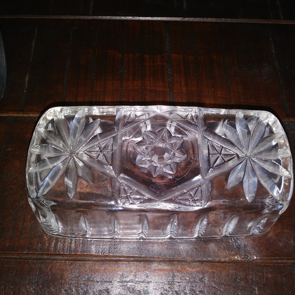 *Vintage* Crystal glass butter dish - Picture 6 of 8